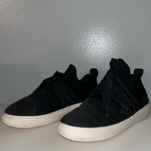 Steve Madden Lancer sneaker